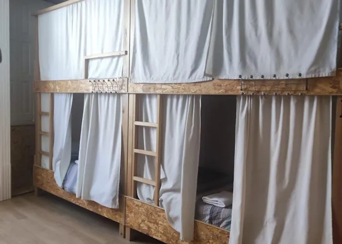 אכסניה Queen's Garden