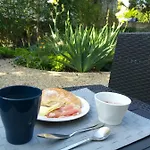 Queen's Garden Hostel