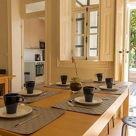 Queen's Garden Hostel Porto