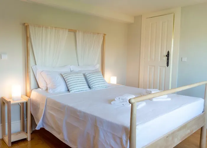 Queen's Garden Hostel