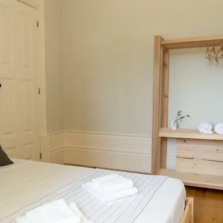 Queen's Garden Porto